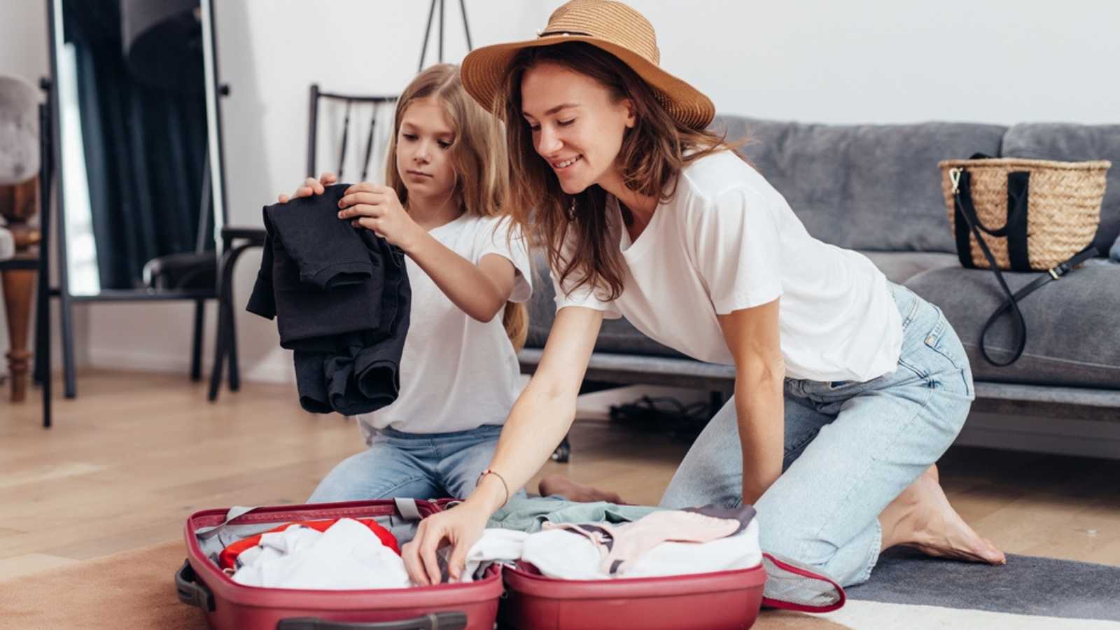 Packing Luggage shutterstock MSN